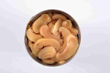 豊富な栄養物の不足分の調達期間のおいしい缶詰にされたシャンピニオンのきのこ