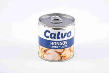 100%の純粋で自然な耕された缶詰にされた白いきのこはスライスした