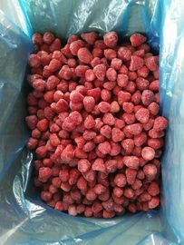 全ダイス/切れが付いている人工的な色の大きさによって凍らせているいちごは形づきません