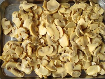 A10はスライスされたきのこの部分を缶詰にし、2840グラムきのこを止めます
