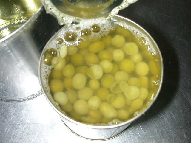 新鮮で柔らかい味 簡単に蓋を開ける緑豆の缶詰 食品安全規則を満たす