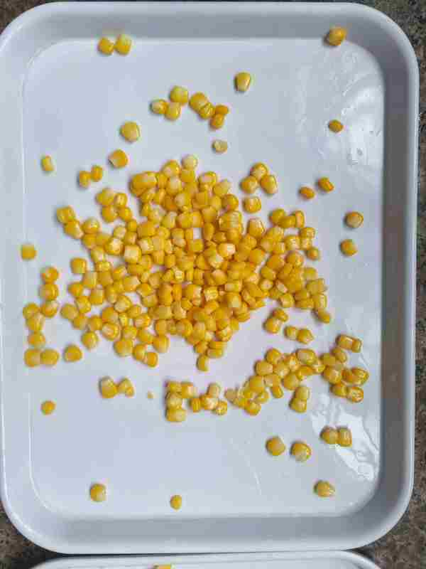 部分 甘いトウモロコシ 缶詰 の甘いトウモロコシ アレルゲン が ソーヤ と 小麦 の 痕跡 を 含め て いる こと が あり ます