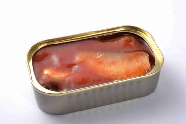 人工添加物のない保存が利く最も健康な缶詰にされたサーディン